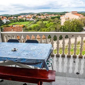 Veli Vrh Gasthof Pula